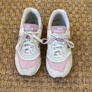 New Balance White & Light Pink 997H Sneakers